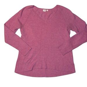 GAP Women's Pink V-Neck knit Sweatshirt